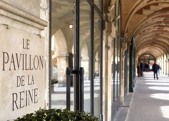 Charming Heart Of Historic Le Marais Parijs