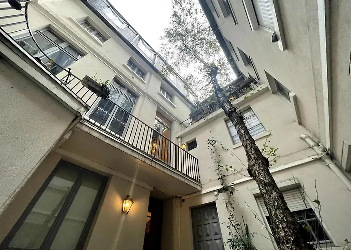 Charming Heart Of Historic Le Marais * Parijs
