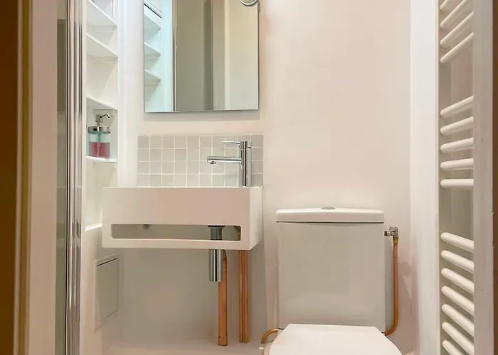 Charming Heart Of Historic Le Marais Parijs