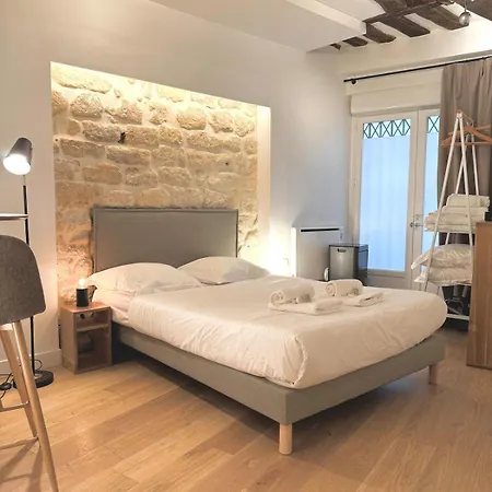 Apartment Charming Heart Of Historic Le Marais Paris