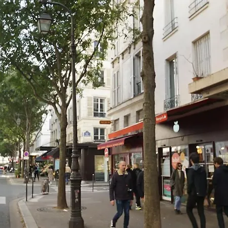 Charming Heart Of Historic Le Marais Paris