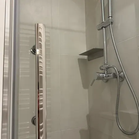 Charming Heart Of Historic Le Marais Apartment