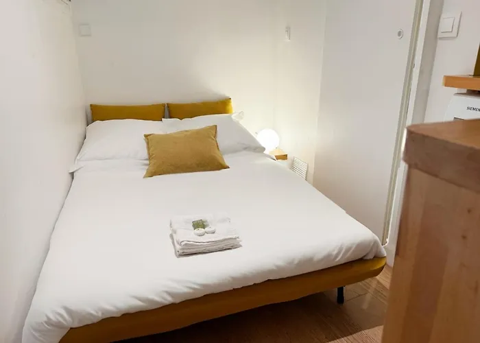 Charming Heart Of Historic Le Marais
